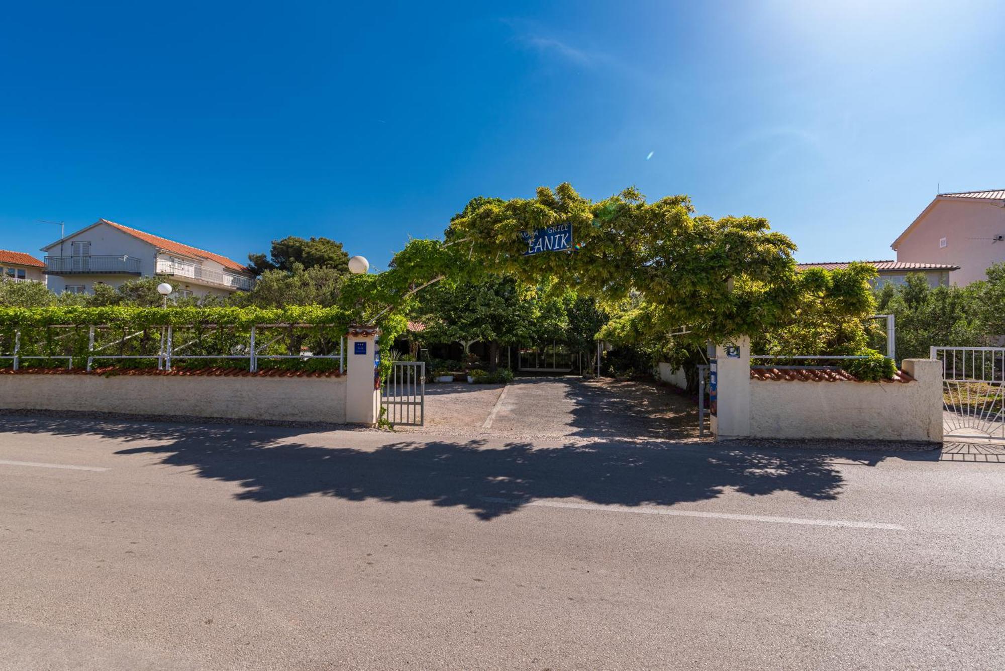Apartments Nena Brodarica  Exterior photo